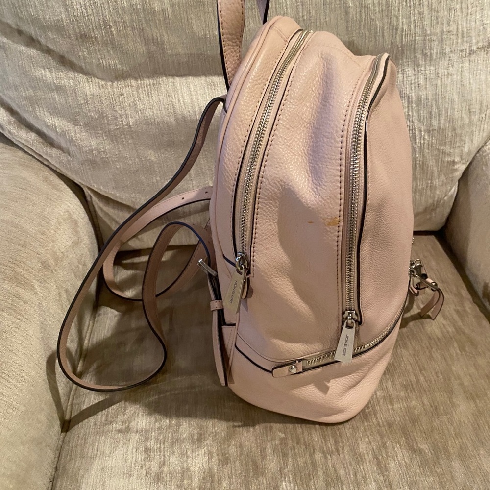 Michael Kors backpack - Picture 11 of 16